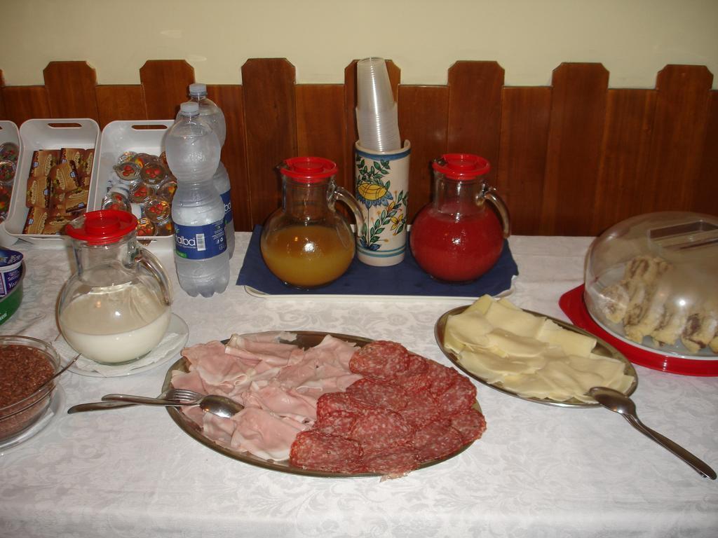 Hotel La Rusticana Giardini-Naxos Buitenkant foto